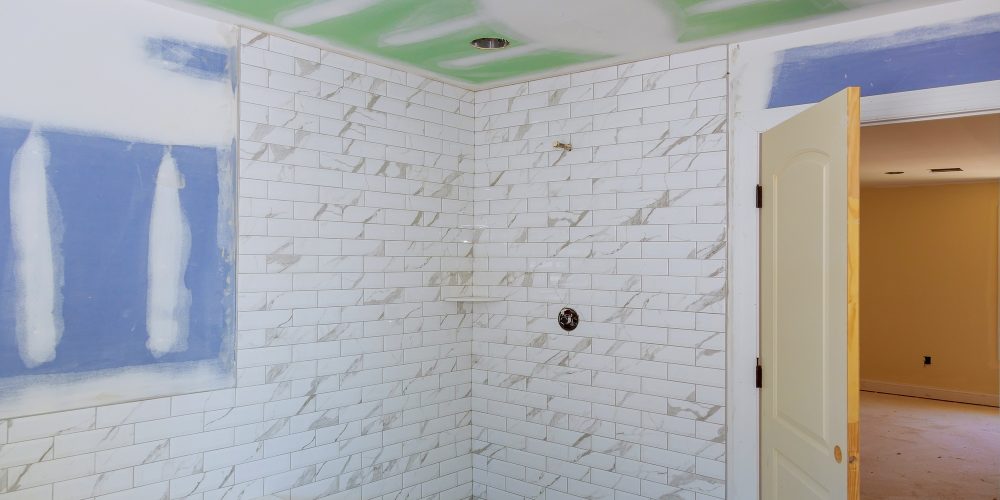 drywall-tape-bathroom-interior-with-drywall-comple-LLH72R2